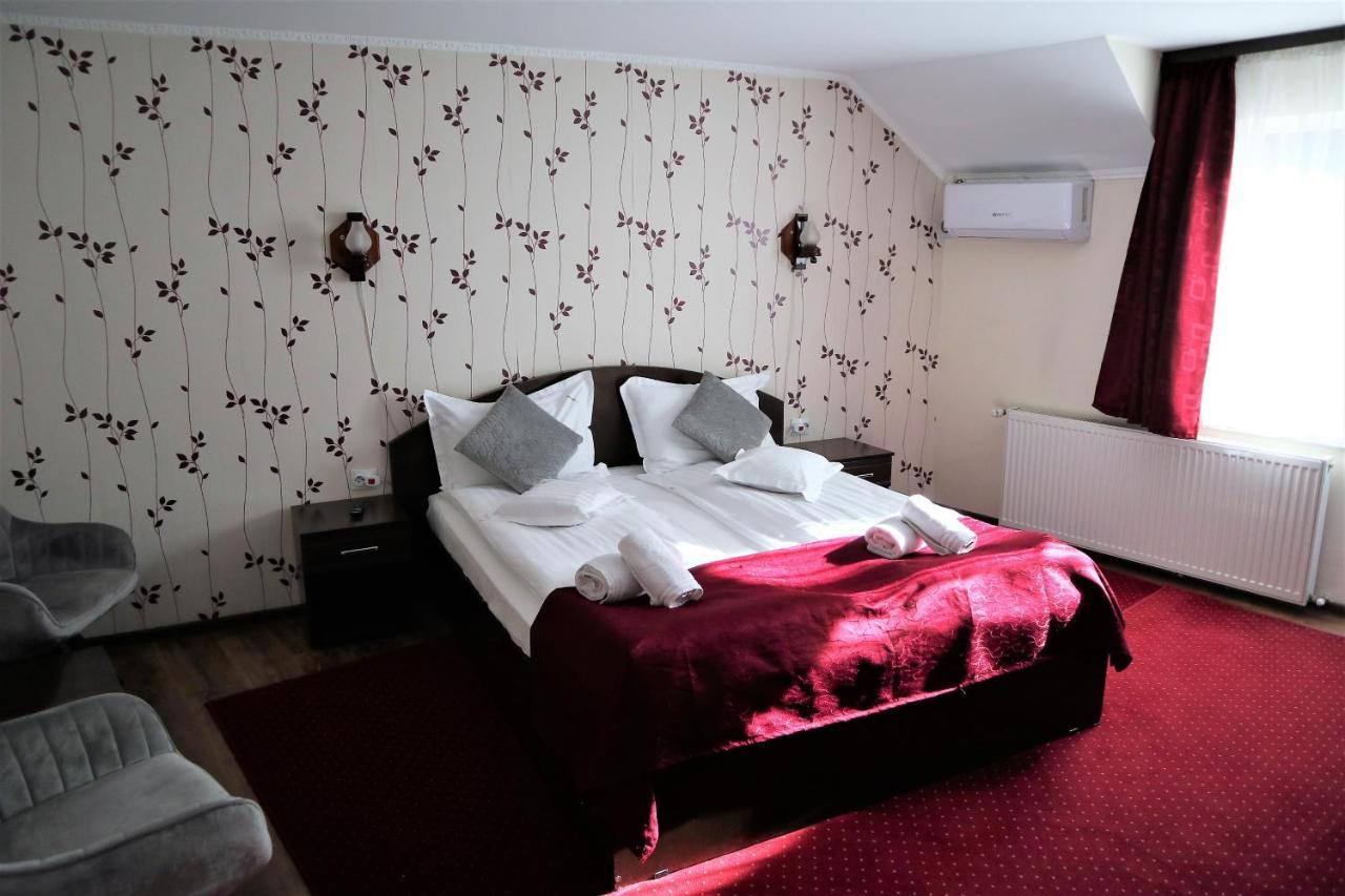 Pensiunea Magnolia Sibiu Ngoại thất bức ảnh