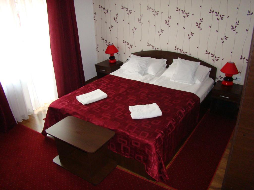 Pensiunea Magnolia Sibiu Phòng bức ảnh