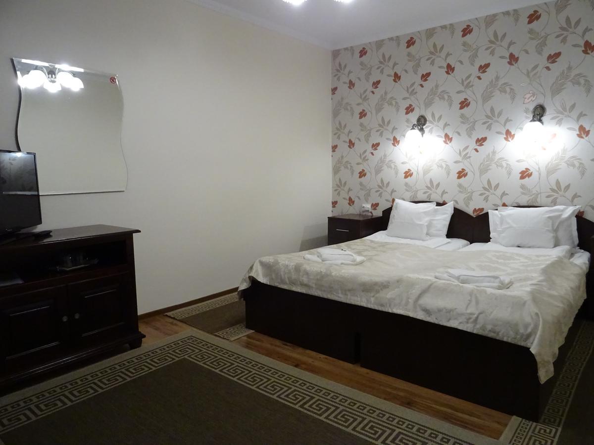 Pensiunea Magnolia Sibiu Ngoại thất bức ảnh