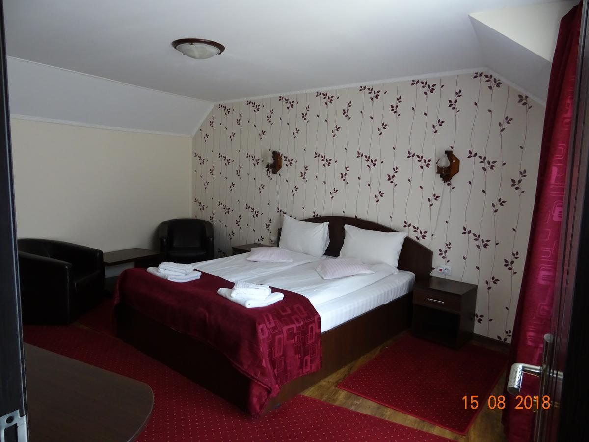 Pensiunea Magnolia Sibiu Ngoại thất bức ảnh