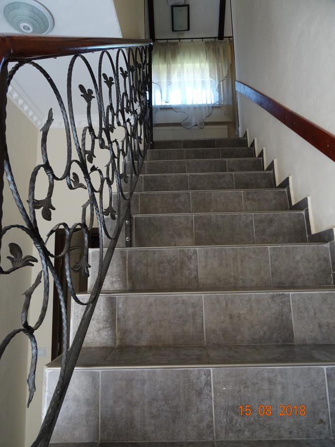 Pensiunea Magnolia Sibiu Ngoại thất bức ảnh