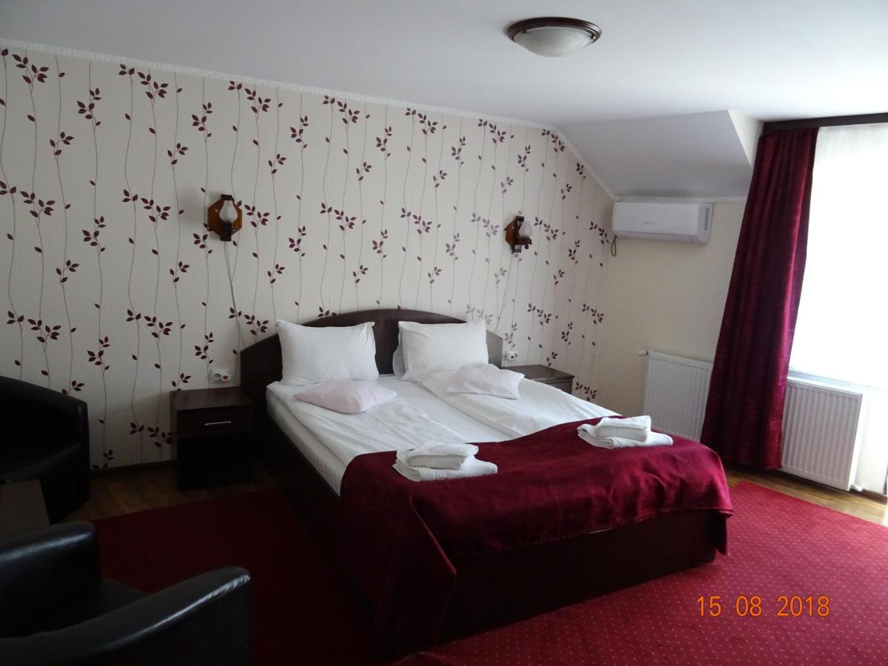Pensiunea Magnolia Sibiu Ngoại thất bức ảnh